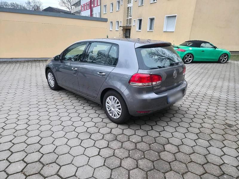 Gebraucht VW Golf VI 80 PS (58 kW) 2009 Grau Kleinwagen