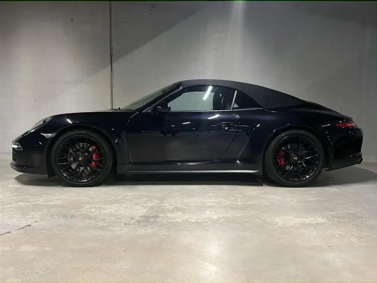 Gebraucht Porsche 911 Carrera 4 GTS 430 PS (316 kW) 2015 Tiefschwarzmetallic Cabrio