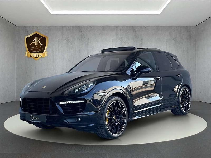 Schwarz metallic Gebraucht 2012 Porsche Cayenne Turbo SUV | 21.330 € (Fairer Preis) - Bild 1/2