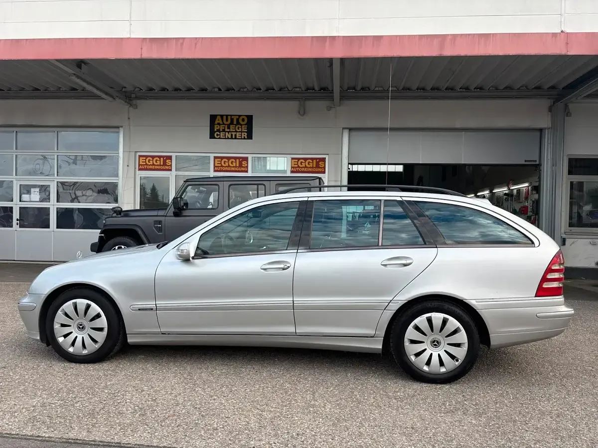Gebraucht Mercedes C270 170 PS (125 kW) 2002 Grau Kombi