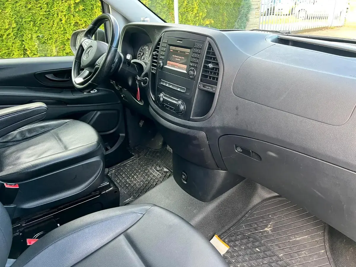 Gebraucht Mercedes Vito 163 PS (119 kW) 2019 Grau Van