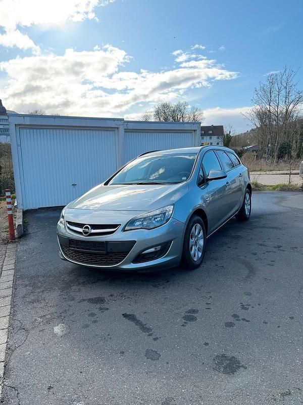 Gebraucht Opel Astra Energy 110 PS (80 kW) 2014 Kombi