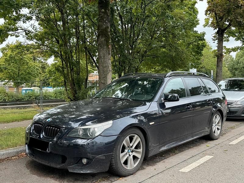 Blau Gebraucht 2006 BMW 525 M Sport Kombi | 2.800 € (Superpreis) - Bild 1/4
