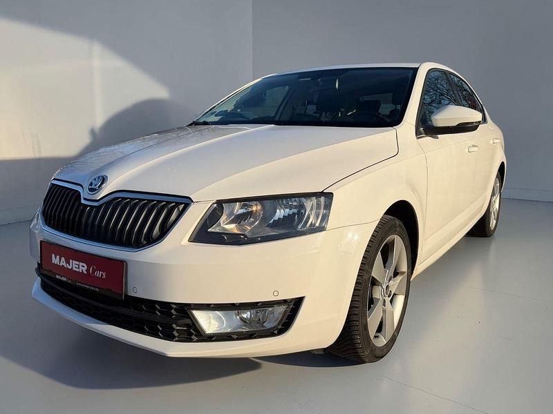 Gebraucht Skoda Octavia Elegance 140 PS (102 kW) 2013 Weiß Limousine