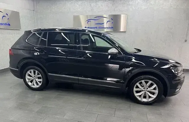 Gebraucht VW Tiguan Allspace Highline 150 PS (110 kW) 2021 Schwarz SUV