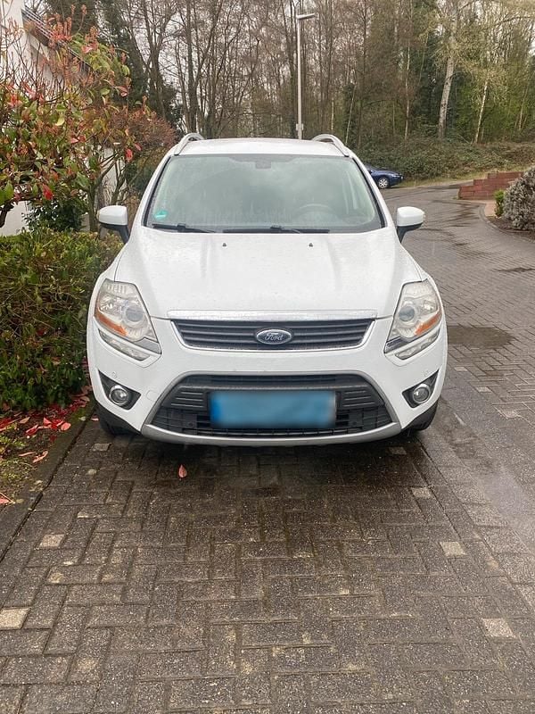 Gebraucht Ford Kuga Titanium 140 PS (102 kW) 2012 Weiß SUV
