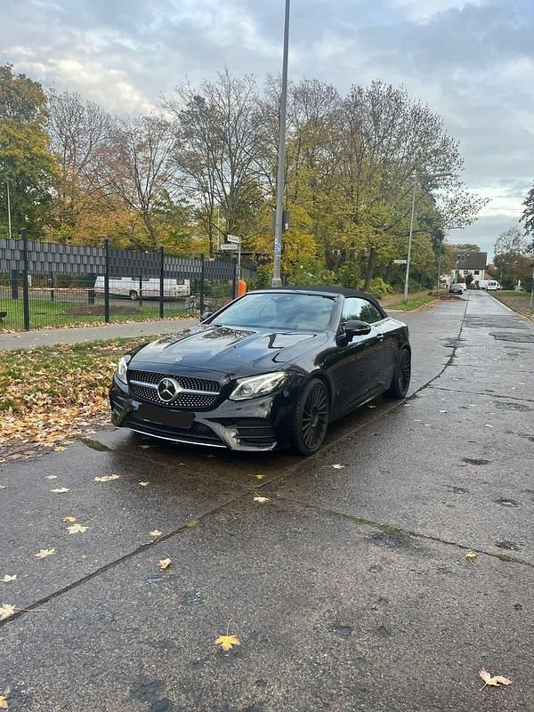 Schwarz Gebraucht 2017 Mercedes E350 Cabrio | 35.000 € (Teuer) - Bild 1/4