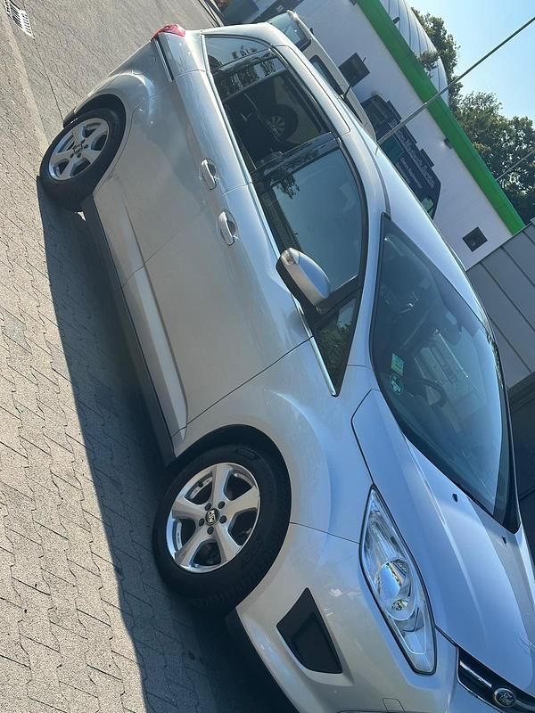 Gebraucht Ford C-MAX 125 PS (91 kW) 2011 Silber Van / Kleinbus