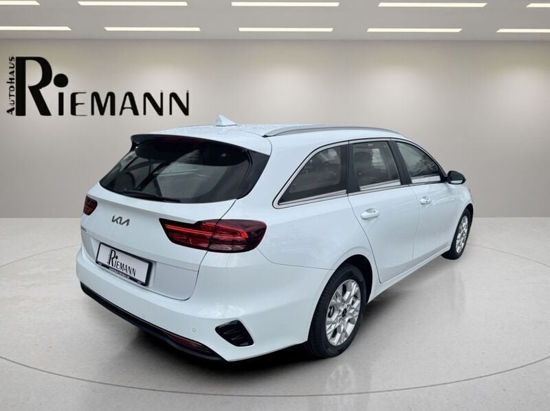 Gebraucht Kia Ceed Sportswagon 101 PS (74 kW) 2025 Weiß Kombi