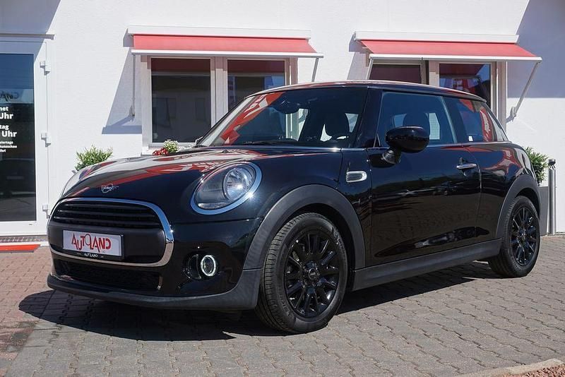 Second-hand Mini Cooper 102 CP (75 kW) 2020 Negru Hatchback