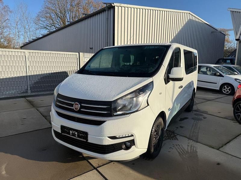 Weiß Gebraucht 2018 Fiat Talento Family Van / Kleinbus | 8.200 € (Etwas zu teuer) - Bild 1/4