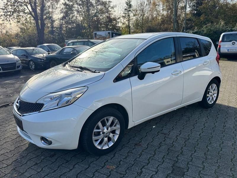 Weiß Gebraucht 2015 Nissan Note 360º Van / Kleinbus | 7.990 € (Fairer Preis) - Bild 1/4