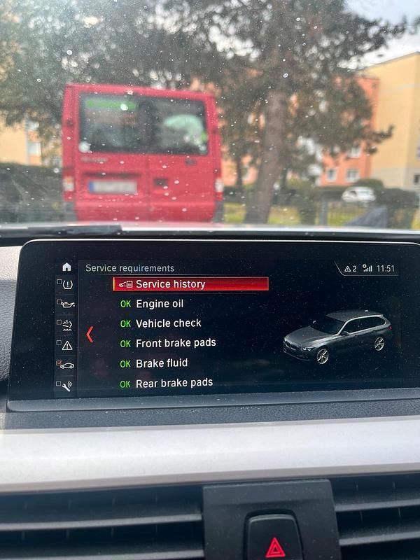 Gebraucht BMW 320 163 PS (119 kW) 2018 Grau Kombi