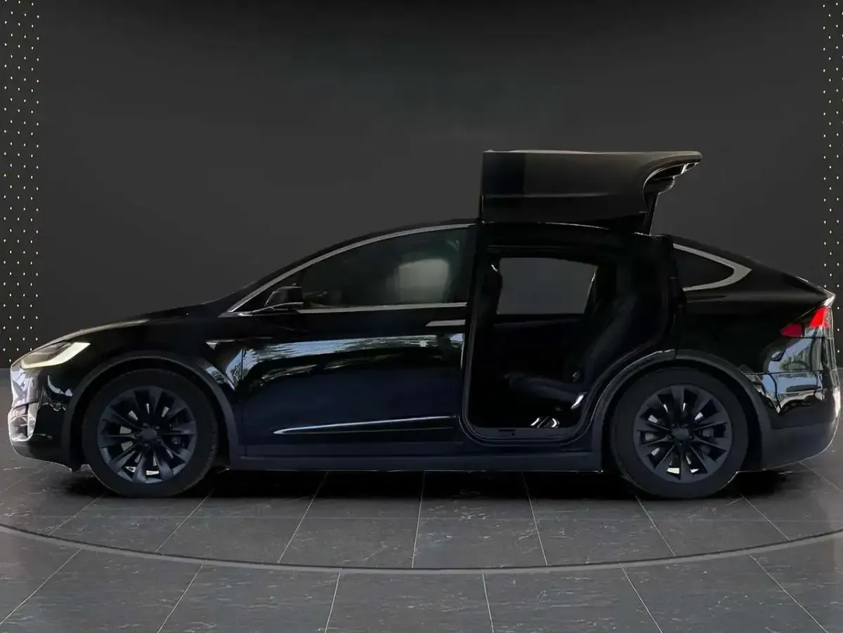 Gebraucht Tesla Model X 386 kW (525 PS) 2022 Schwarz SUV