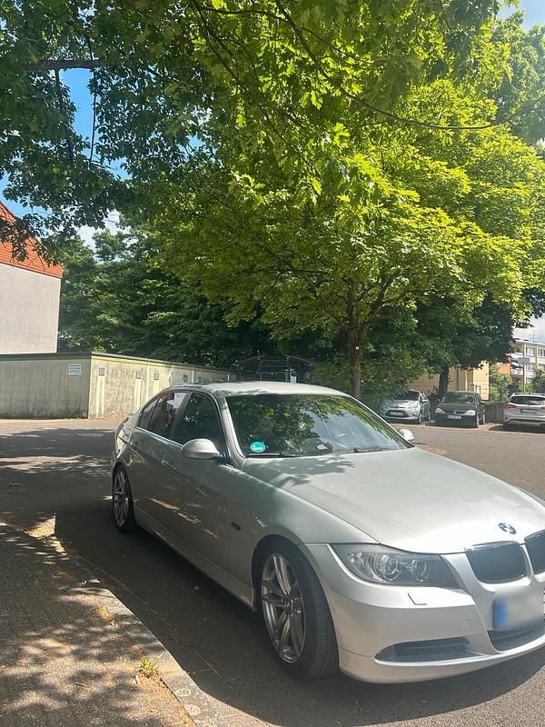 Gebraucht BMW 325 197 PS (144 kW) 2006 Andere farben Limousine