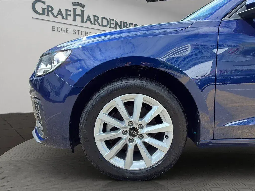 Gebraucht Audi A1 Sportback Advanced 116 PS (85 kW) 2025 Navarrablau metallic Kleinwagen