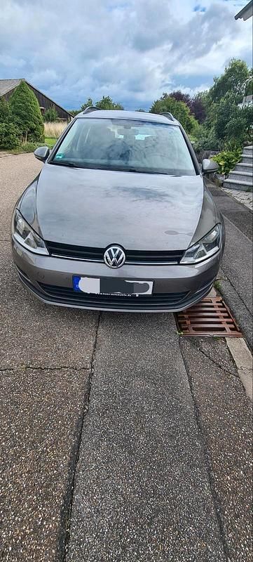 Gebraucht 2016 VW Golf VII Kombi | 9.450 € (Fairer Preis) - Bild 1/4