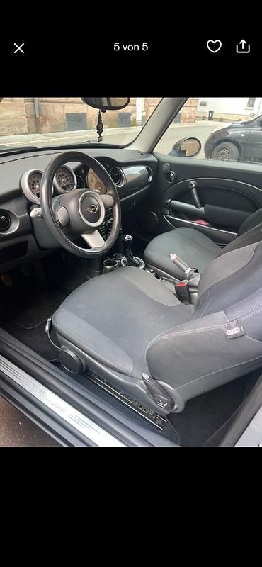 Gebraucht Mini Cooper 116 PS (85 kW) 2006 Silber Kleinwagen