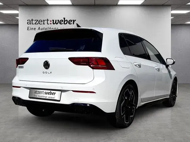 Neu VW Golf VIII R-line 150 PS (110 kW) 2026 Weiß Limousine