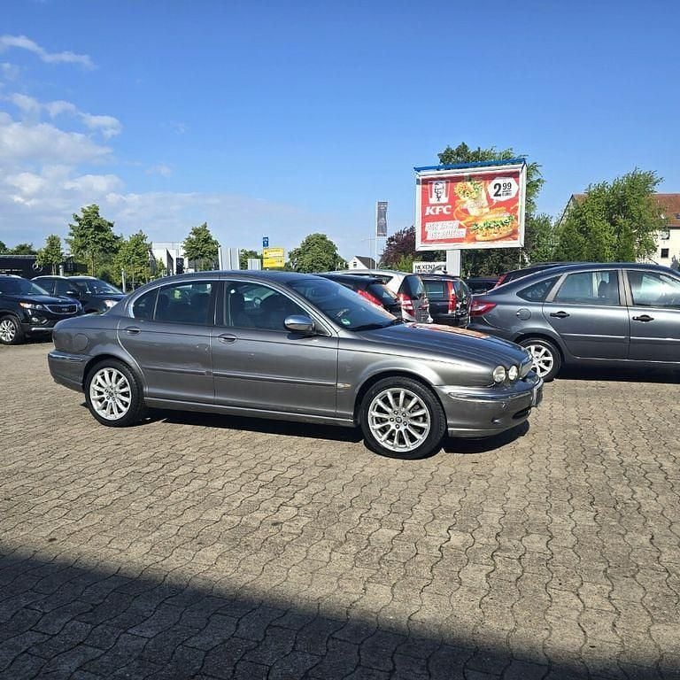 Grau Gebraucht 2006 Jaguar X-type Executive Limousine | 1.300 € (Guter Preis) - Bild 1/4