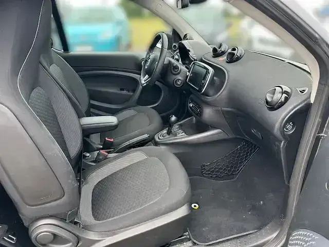 Gebraucht Smart ForTwo Electric Drive 60 kW (82 PS) 2023 Grau Cabrio
