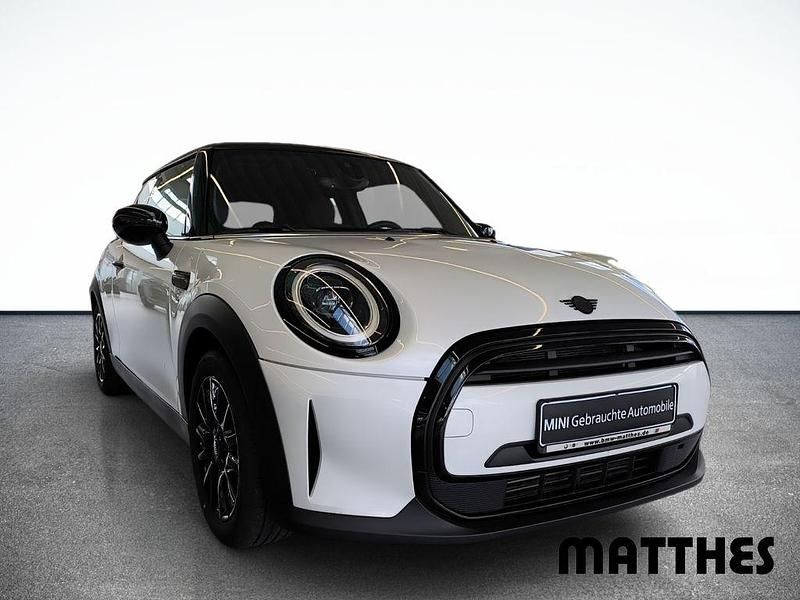 Gebraucht Mini Cooper 136 PS (100 kW) 2023 Weiss Kleinwagen