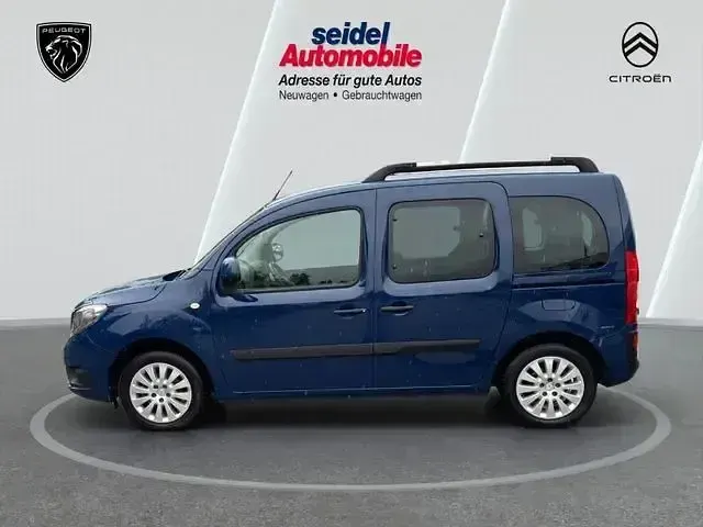 Gebraucht Mercedes Citan 112 114 PS (83 kW) 2018 Blau Van / Kleinbus