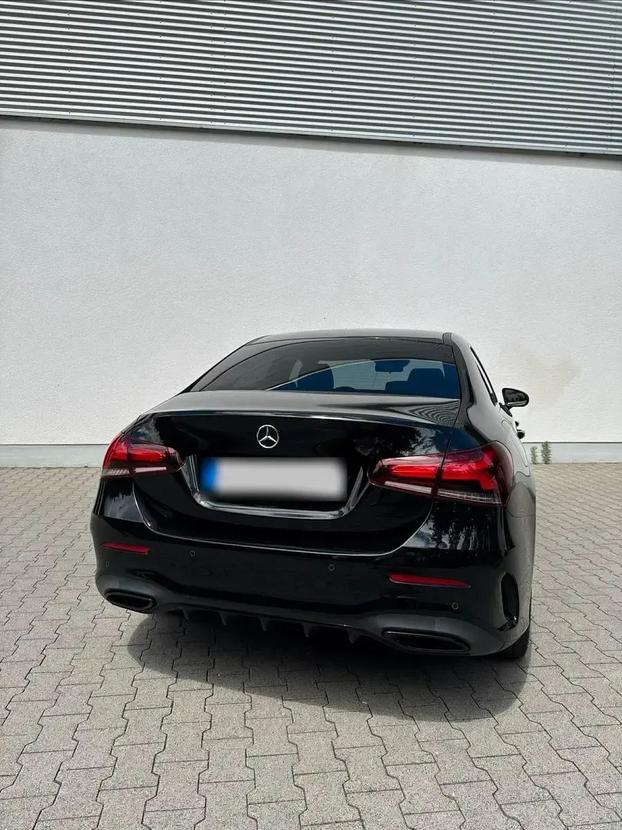 Gebraucht Mercedes A250 AMG line 218 PS (160 kW) 2020 Schwarz Limousine