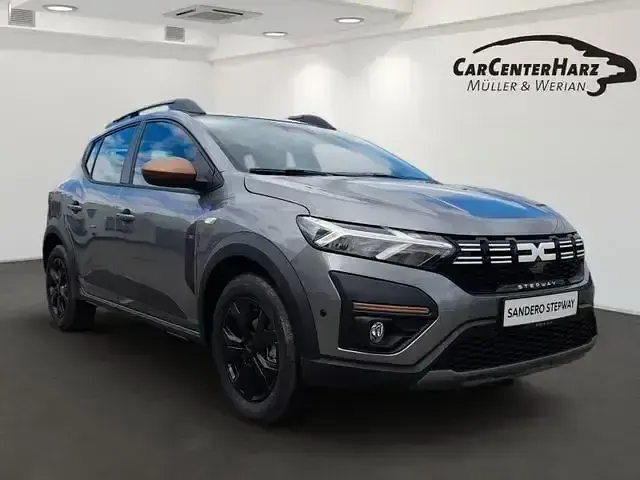 Gebraucht Dacia Sandero Extreme 110 PS (80 kW) 2024 Grau Limousine