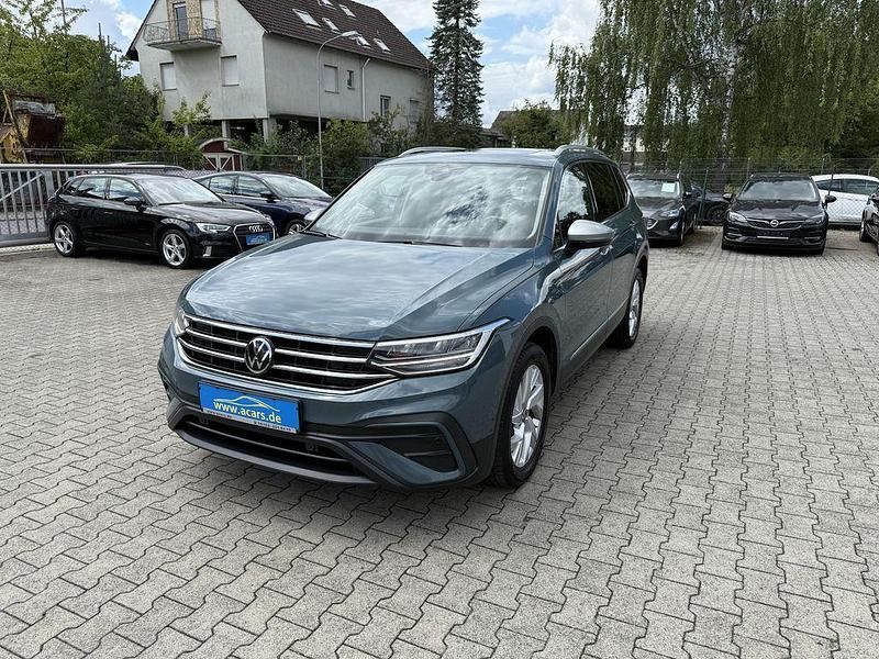 Petroleum blue metallic Gebraucht 2022 VW Tiguan Allspace S SUV | 25.990 € (Fairer Preis) - Bild 1/4