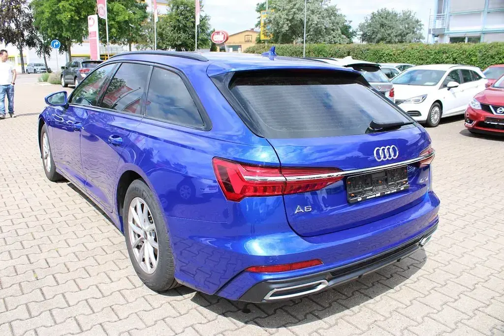 Gebraucht Audi A6 S-Line 204 PS (150 kW) 2022 Blau Kombi