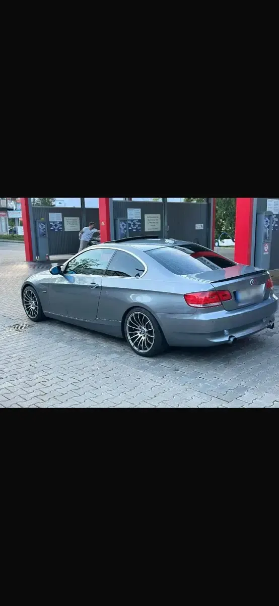 Gebraucht BMW 335 380 PS (279 kW) 2007 Grau Coupé
