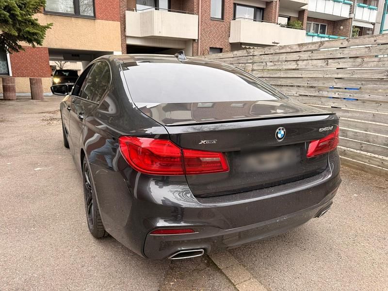 Gebraucht BMW 540 313 PS (230 kW) 2019 Limousine