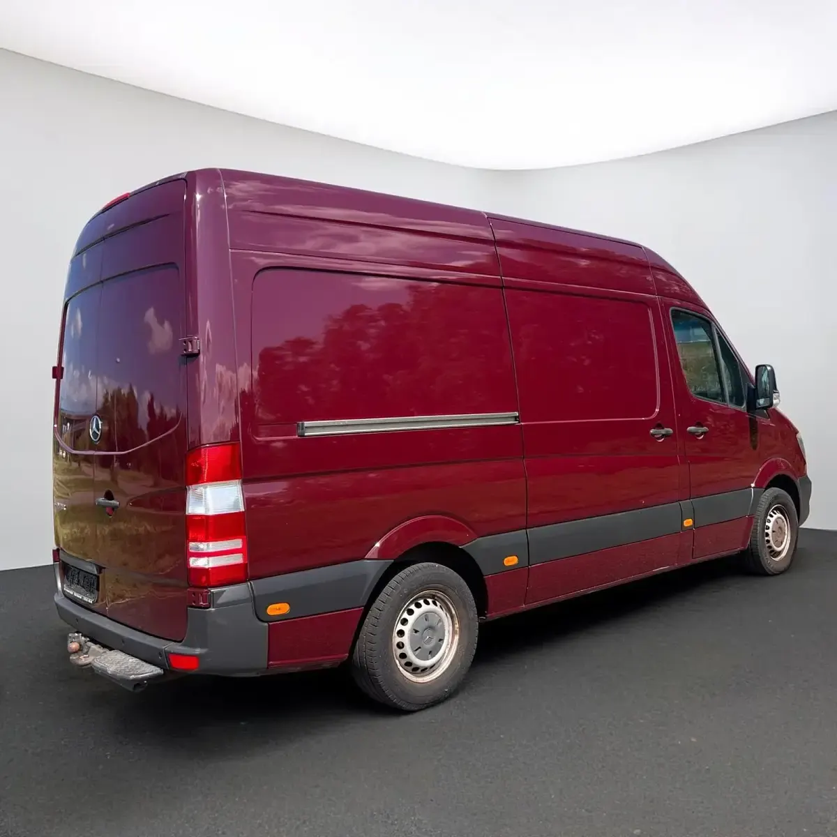 Gebraucht Mercedes Sprinter 163 PS (119 kW) 2018 Rot Van
