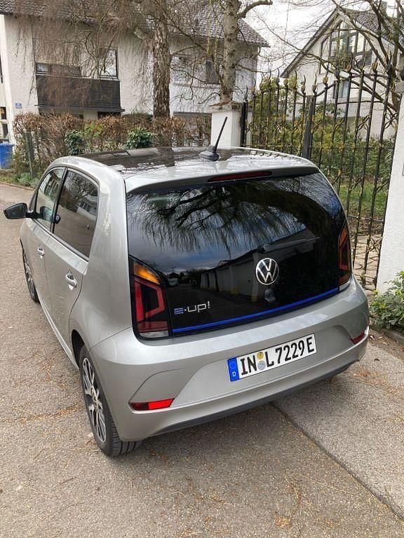 Gebraucht VW e-up! Style 61 kW (83 PS) 2021 Silber Kleinwagen