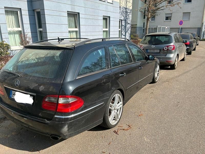 Gebraucht Mercedes E320 Elegance 224 PS (164 kW) 2007 Schwarz Kombi