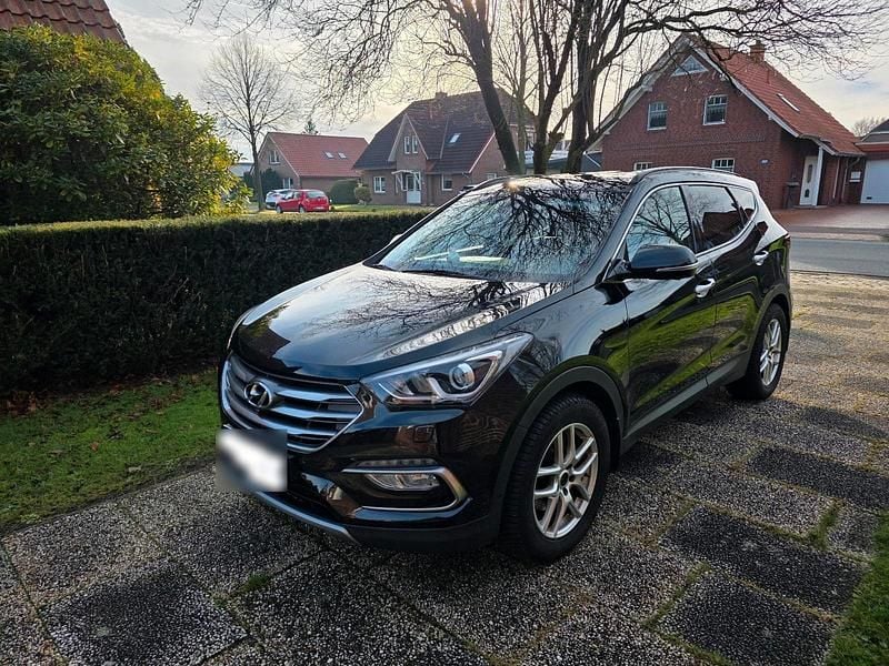 Gebraucht Hyundai Santa Fe Premium 200 PS (147 kW) 2016 Schwarz SUV