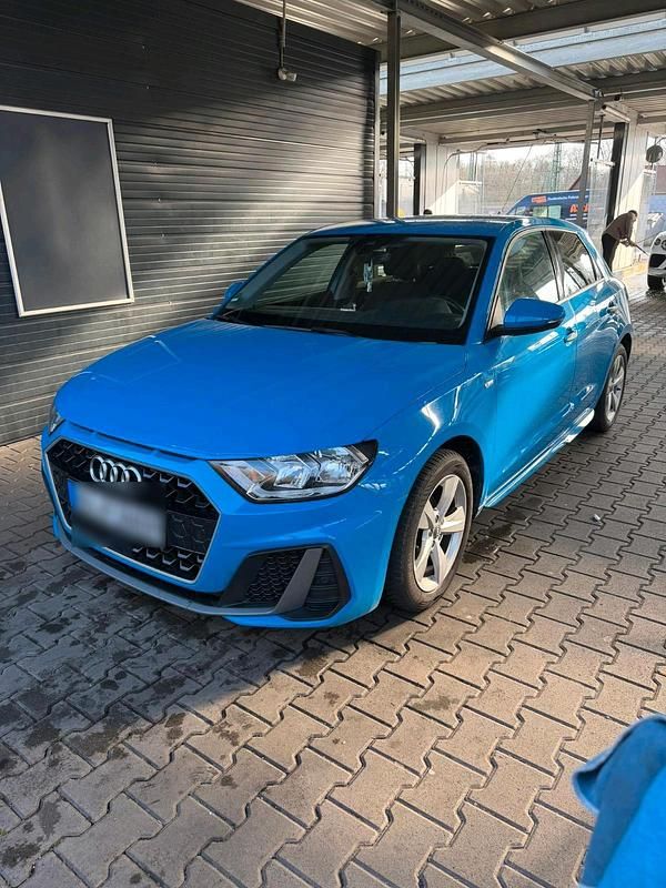 Gebraucht Audi A1 95 PS (69 kW) 2019 Blau SUV