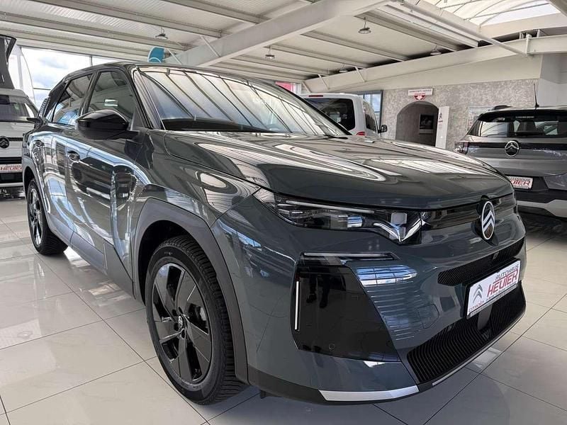 Neu Citroën C5 136 PS (100 kW) 2026 Astoria grün SUV