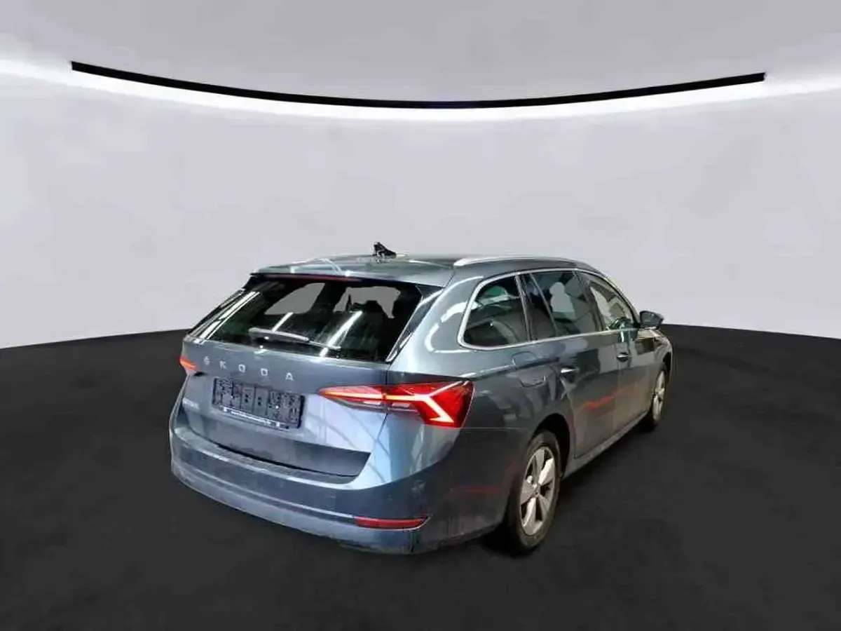 Gebraucht Skoda Octavia Style 150 PS (110 kW) 2021 Grau Kombi
