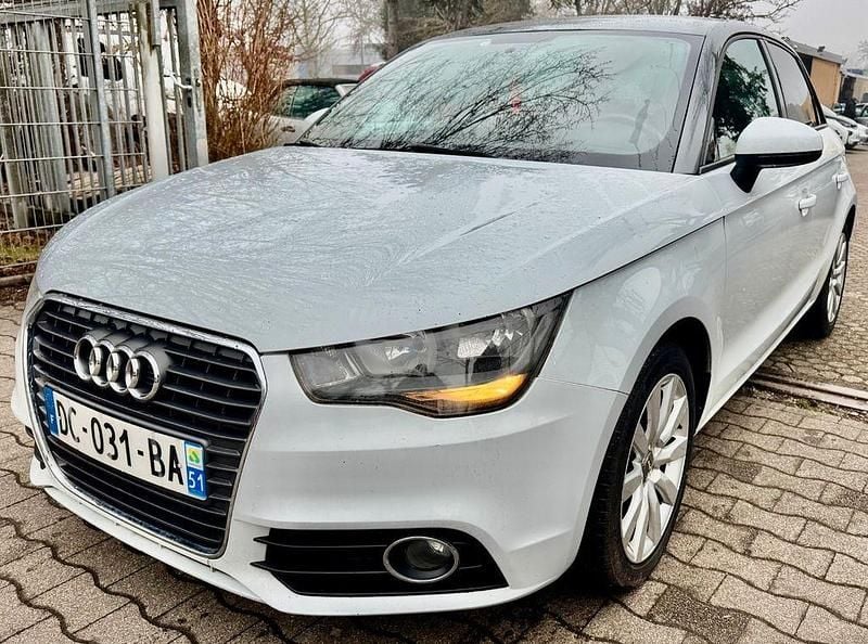 Gebraucht Audi A1 Sportback Attraction 86 PS (63 kW) 2013 Weiß Kleinwagen