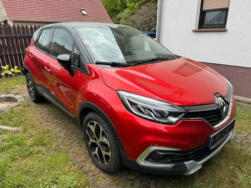 Gebraucht Renault Captur Intens 150 PS (110 kW) 2019 Schwarz SUV