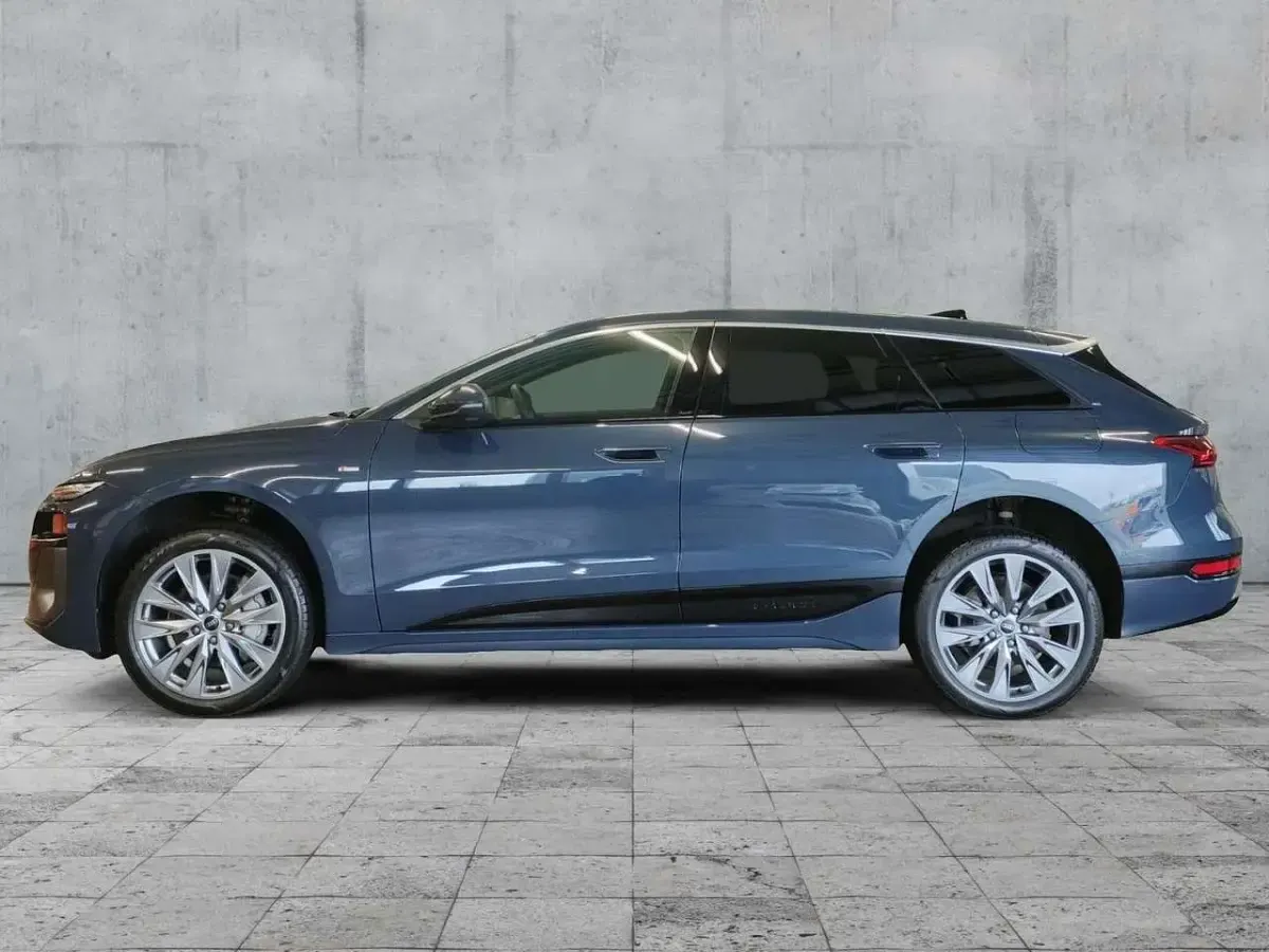Gebraucht Audi A6 e-tron S-Line 269 kW (367 PS) 2025 Blau Kombi