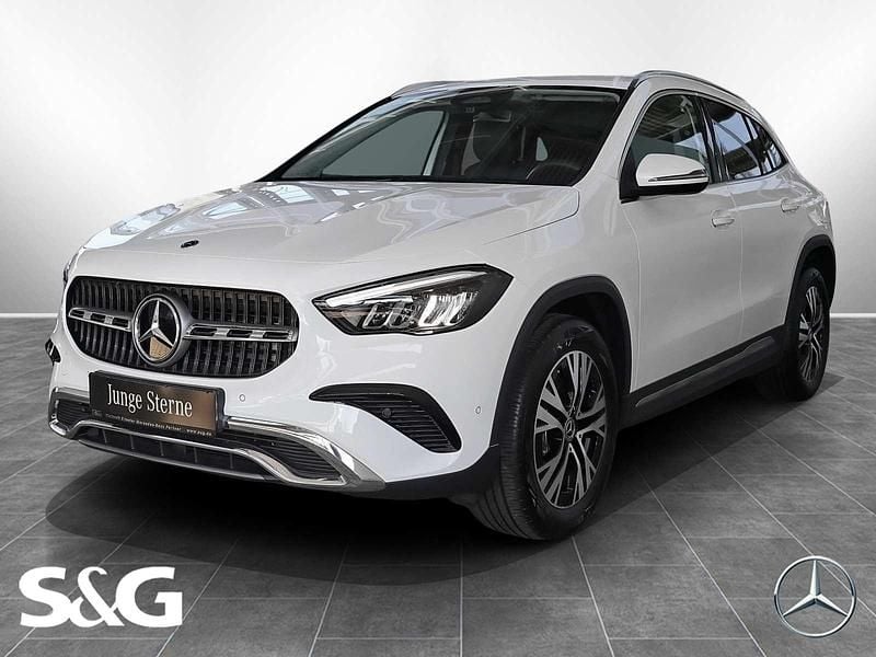 Unilack polarweiß Gebraucht 2024 Mercedes GLA180 Progressive SUV | 34.480 € (Fairer Preis) - Bild 1/4