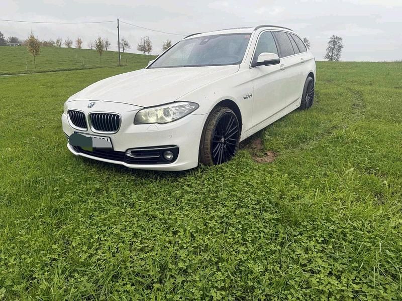 Weiß Gebraucht 2014 BMW 535 Luxury Line Kombi | 9.500 € (Superpreis) - Bild 1/4