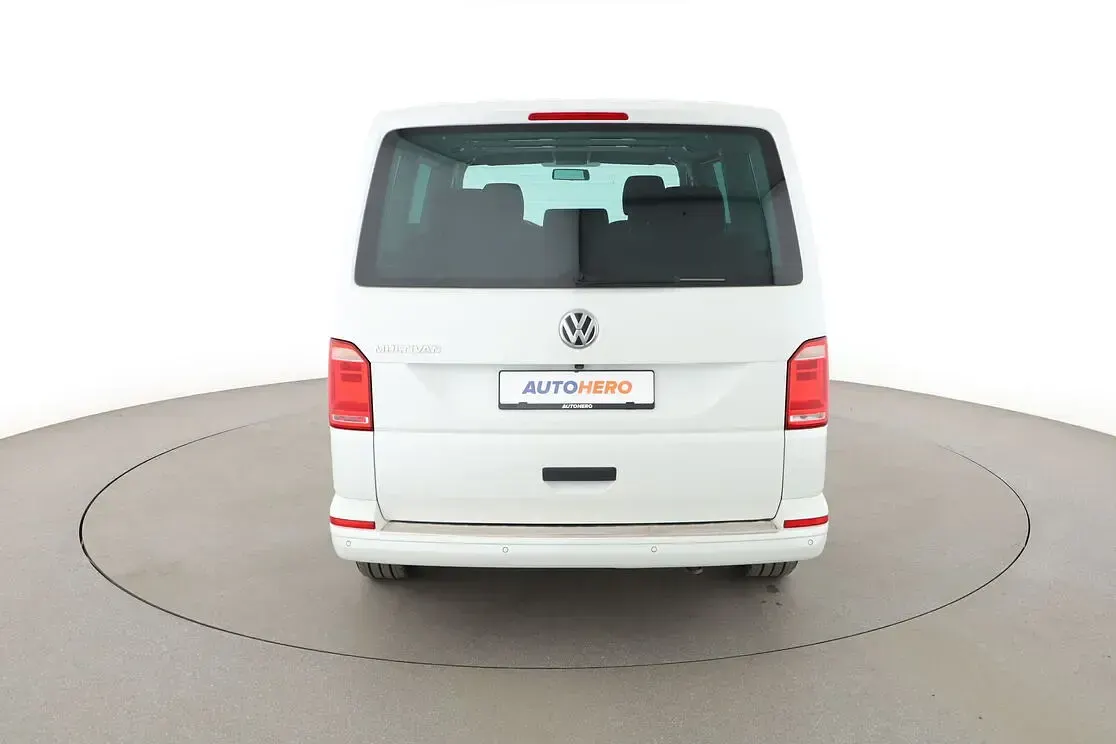 Gebraucht VW Multivan Trendline 150 PS (110 kW) 2018 Weiß Van / Kleinbus