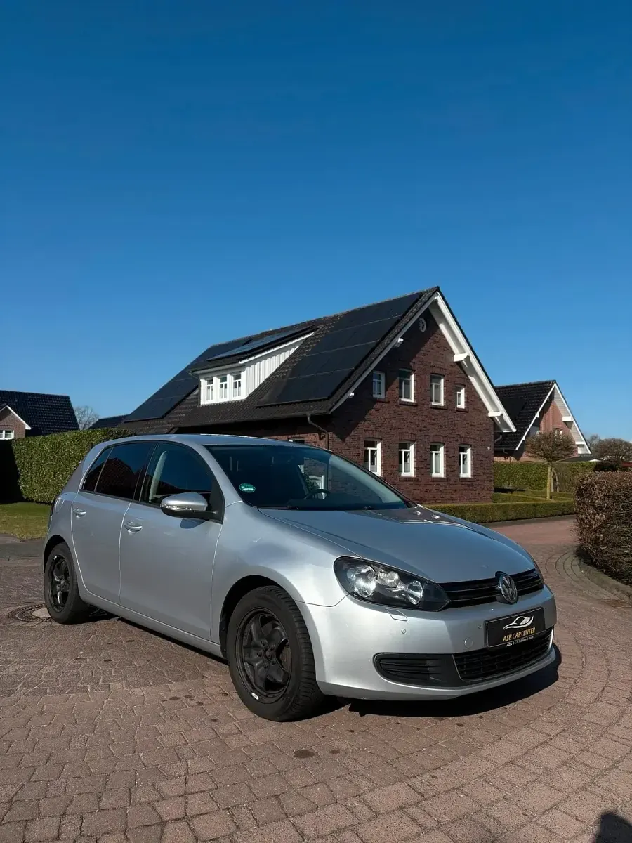 Gebraucht VW Golf VI 140 PS (102 kW) 2010 Silber Kleinwagen