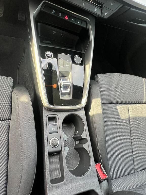 Gebraucht Audi A3 150 PS (110 kW) 2023 Schwarz Limousine