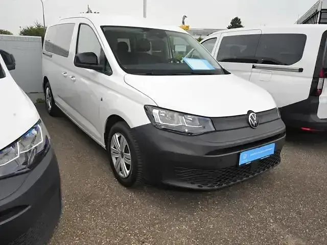 Gebraucht VW Caddy Maxi 122 PS (89 kW) 2022 Weiß Van / Kleinbus
