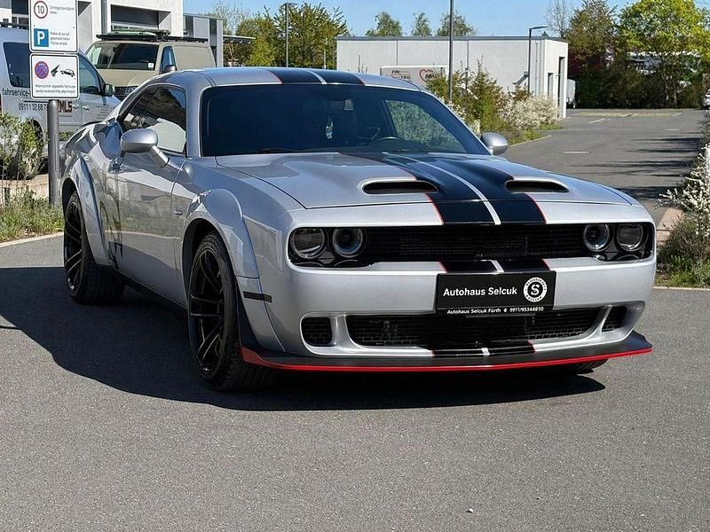 Second-hand Dodge Challenger 305 CP (224 kW) 2020 Argintiu Coupe
